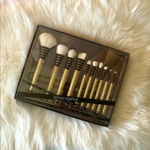 NWT Sonia Kashuk 10 Piece Make Up Brush Set